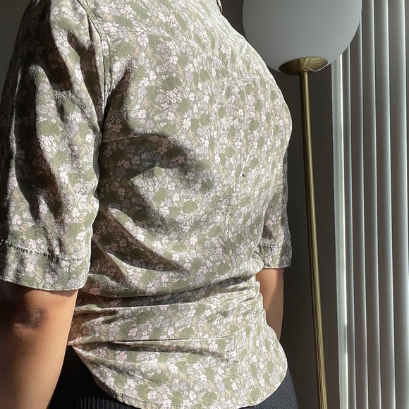 Equipment Button-up - Picture 3 of 3